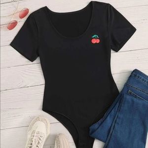‫Cherry Print Tee Bodysuit